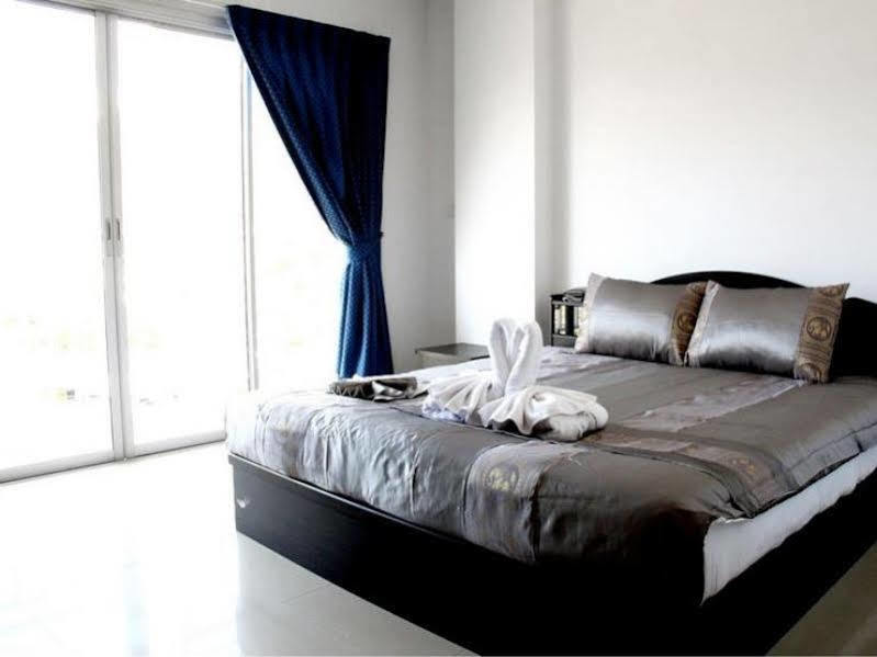 Happy Fish Guesthouse Patong 외부 사진
