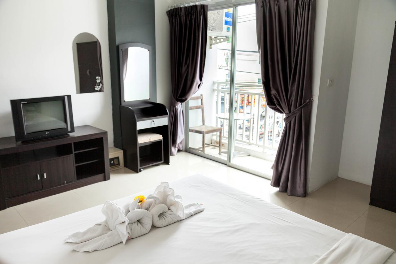 Happy Fish Guesthouse Patong 외부 사진