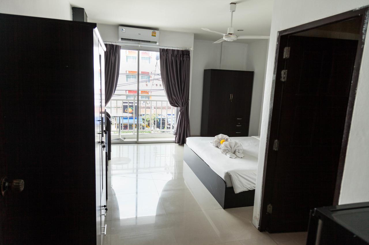 Happy Fish Guesthouse Patong 외부 사진